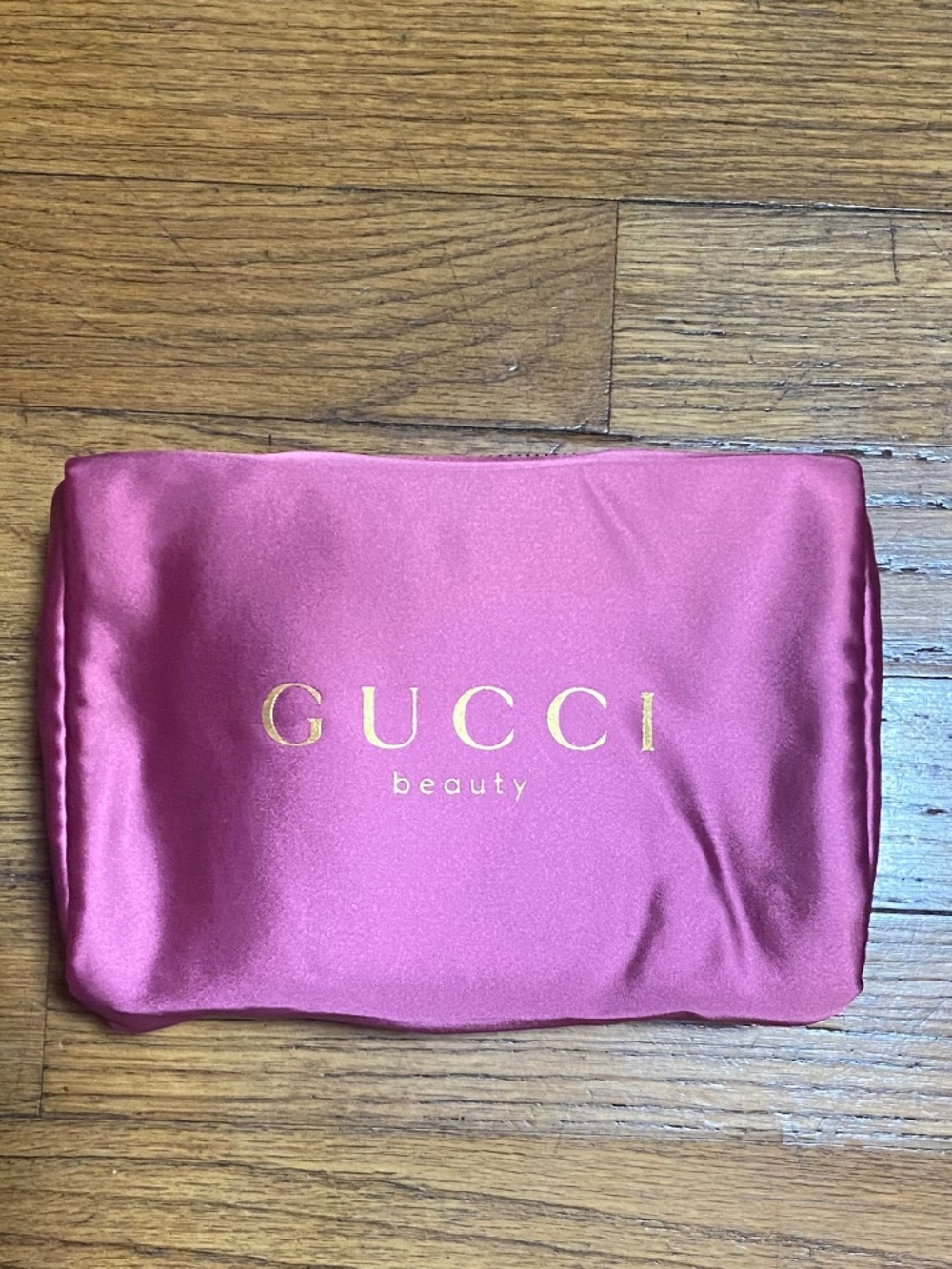 Gucci Beauty Pink Fabric Makeup Pouch Bag NEW